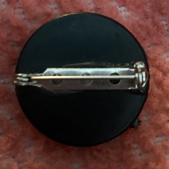 Vintage 1988 The Great Outdoors Promo Movie Compass Pinback Pin Button Bening - Picture 2 of 4